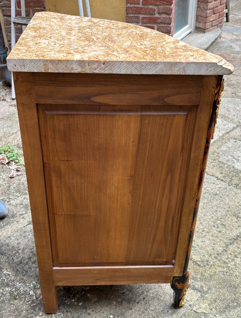 Corner Unit With Marble Top-photo-1