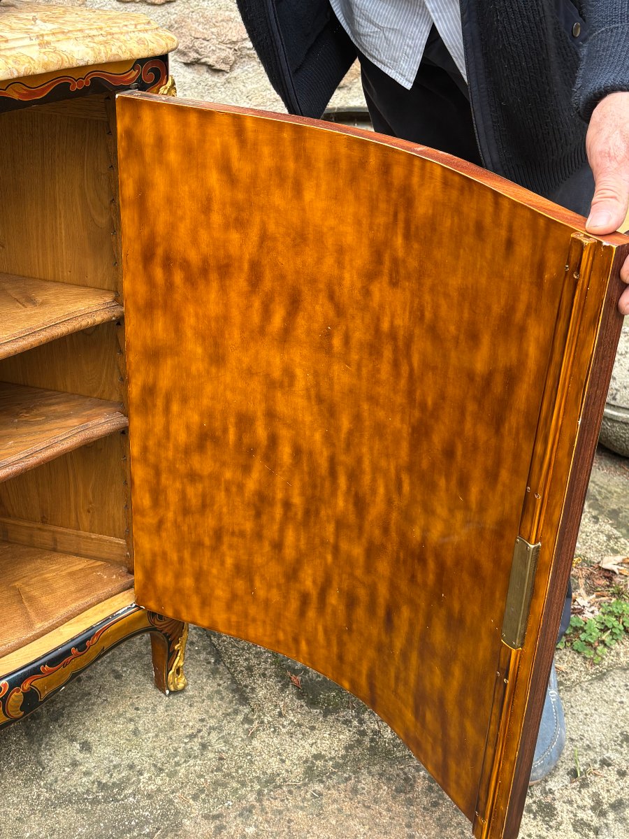 Corner Unit With Marble Top-photo-3