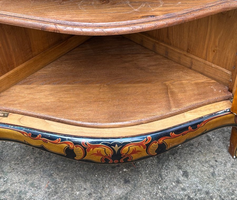 Corner Unit With Marble Top-photo-4