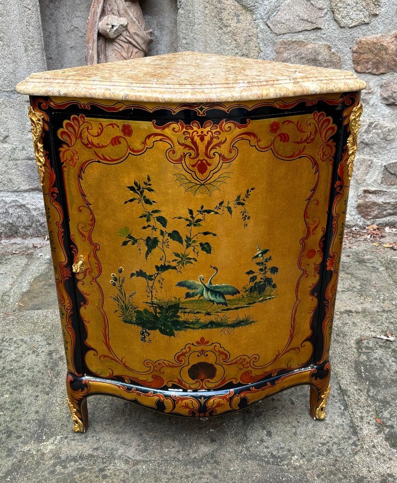 Corner Unit With Marble Top