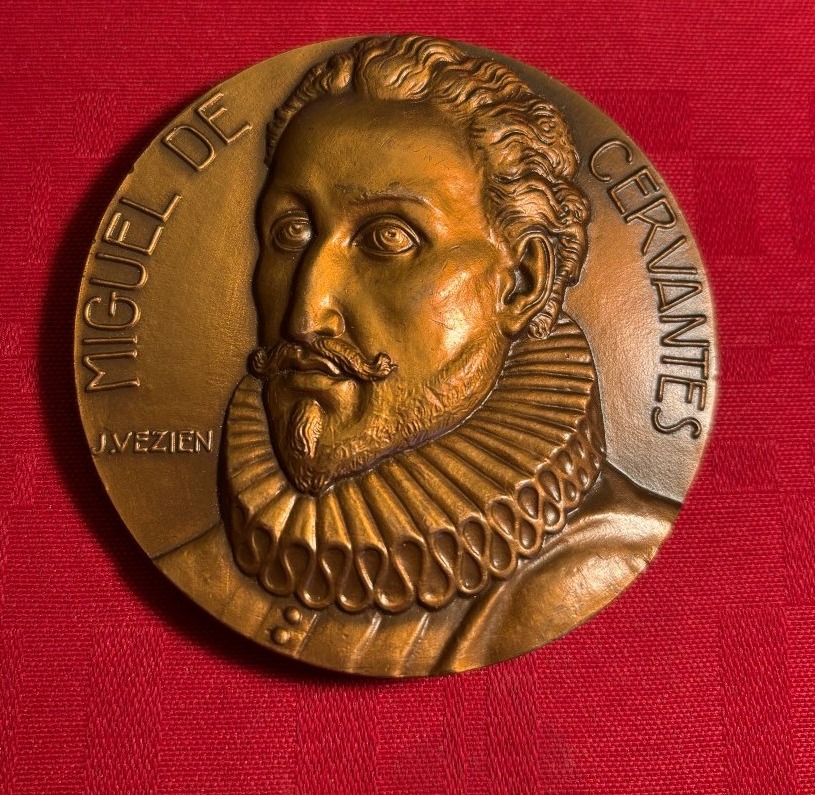 Médaille en bronze très grand module  Don Quichotte