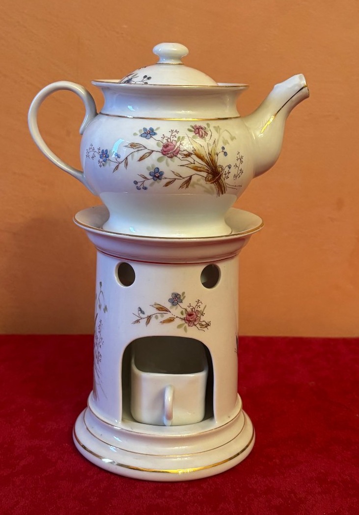 Tisanière en porcelaine 19ème siècle