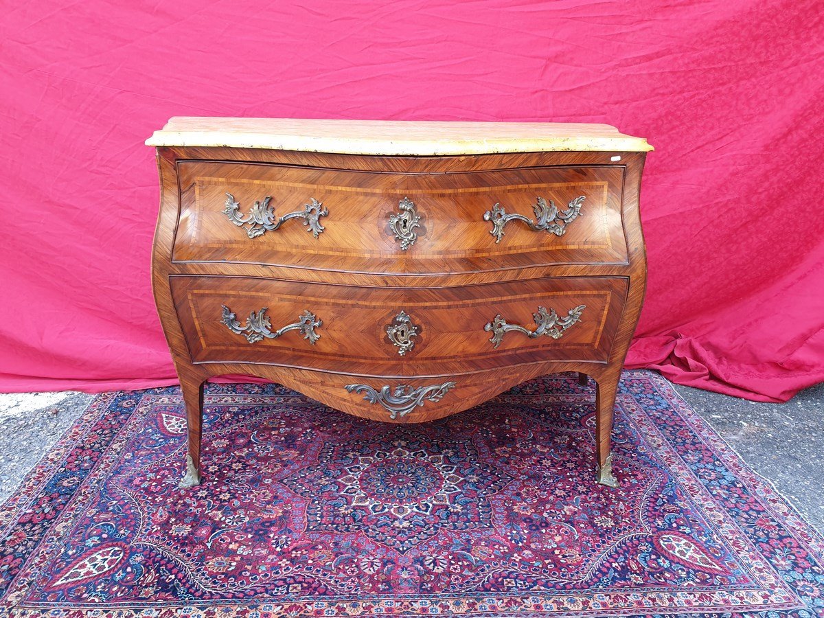 18th Century Napolitan Chest Of Drawers