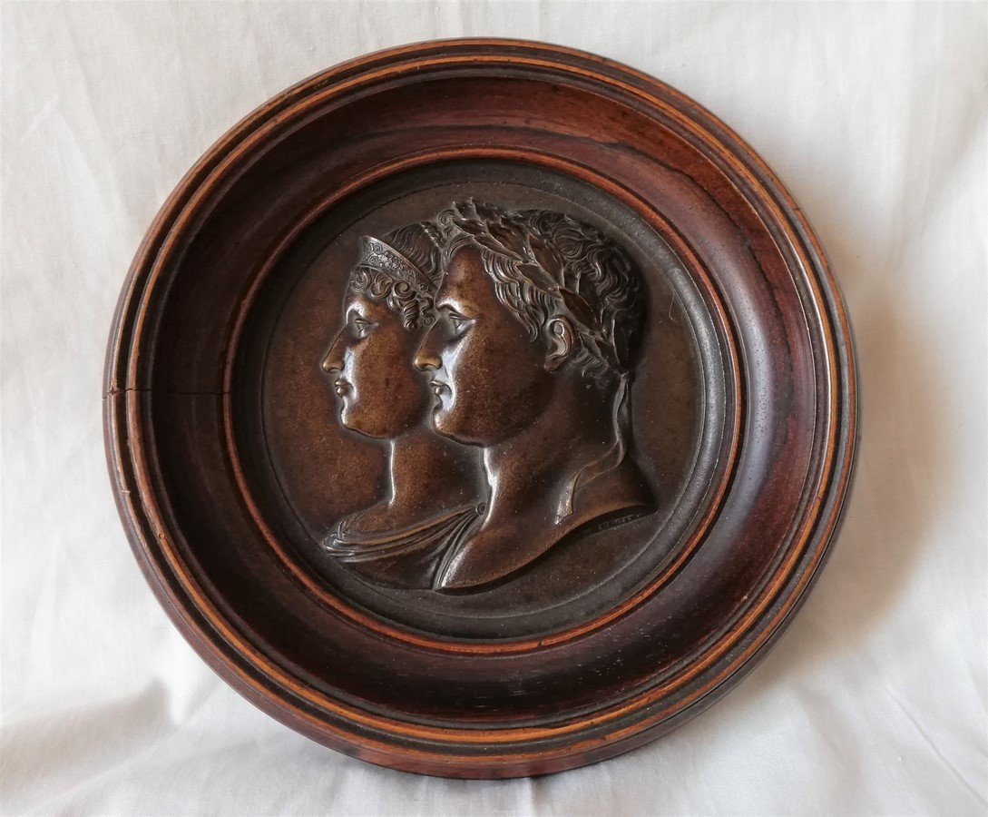 Napoleon And Josephine Sculpture