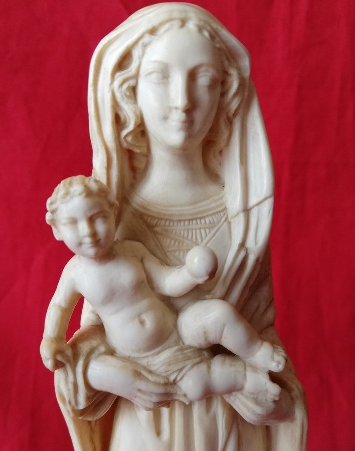 Vierge ivoire de DIEPPE-photo-1