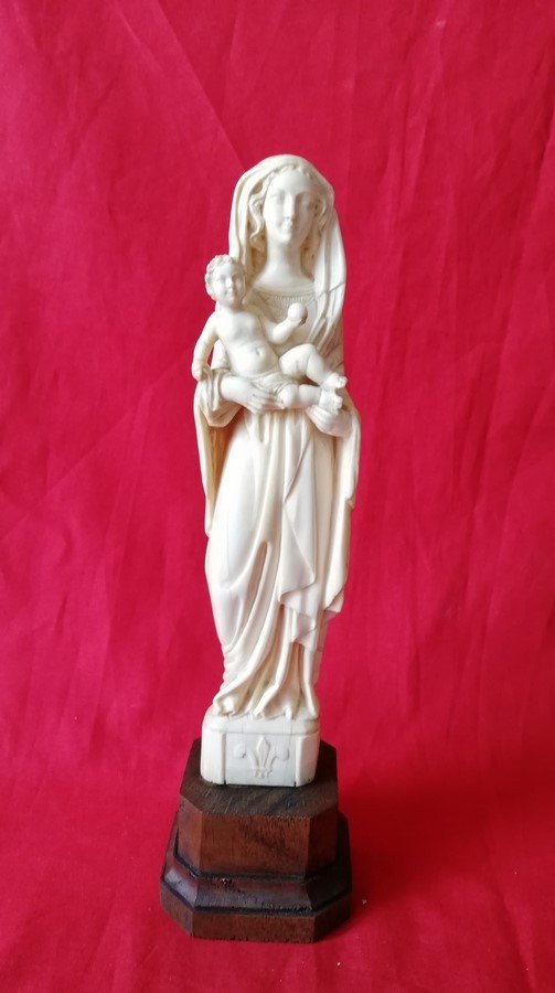 Virgin Ivory Of Dieppe