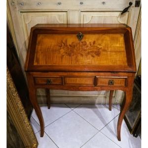 Small 18th-century Sloping Desk