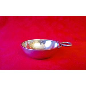 Taste goutte de bouilleur de cru 