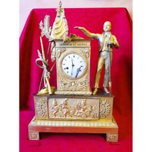 Pendule en bronze doré 