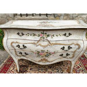 Commode tombeau de style Vénitien