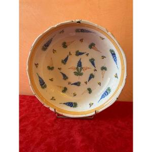 18th-century Earthenware Bowl