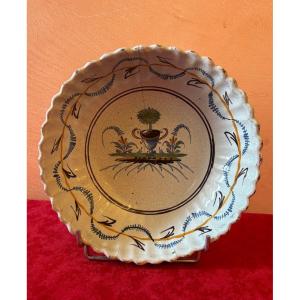 18th-century Earthenware From The Revolutionary Period