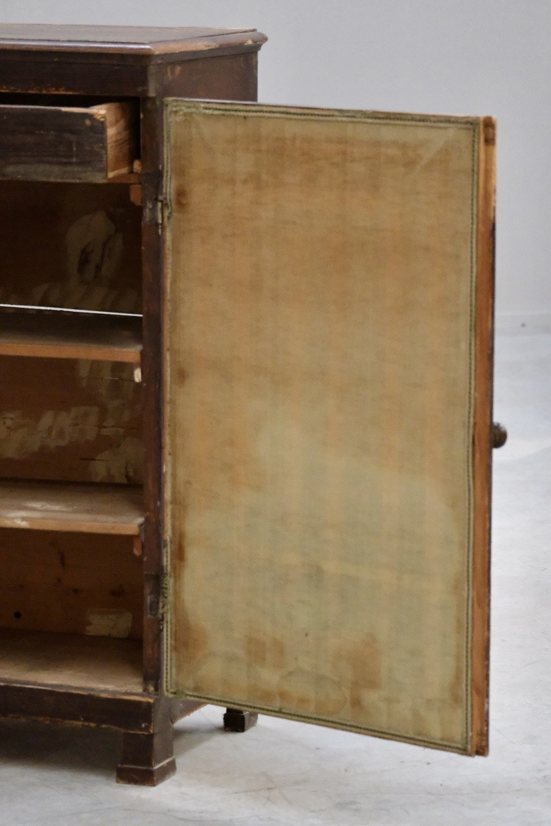 Small Fabric Paneled Furniture-photo-2