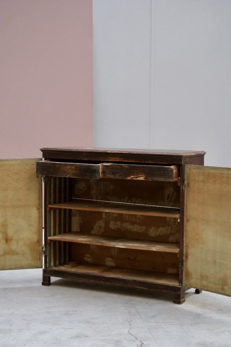 Small Fabric Paneled Furniture-photo-3