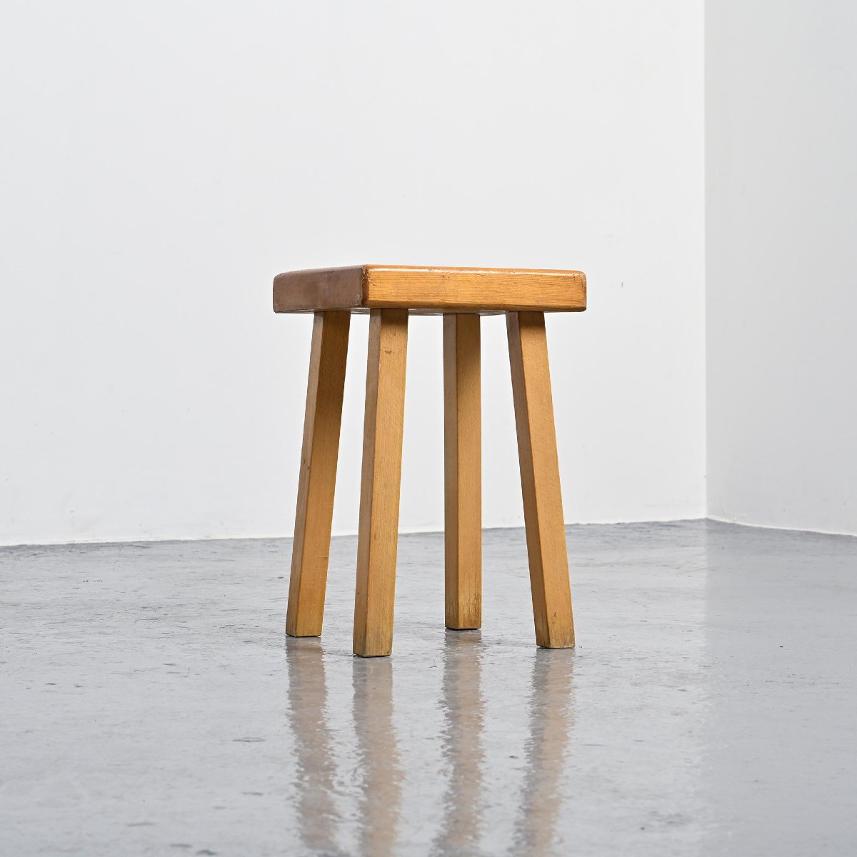 Tabouret vintage par Charlotte Perriand, Les Arcs, France-photo-2