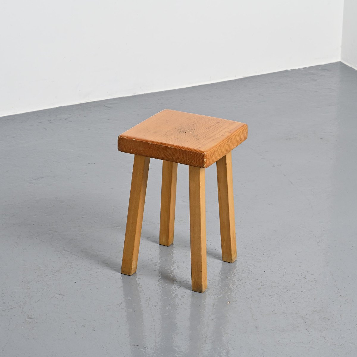 Tabouret vintage par Charlotte Perriand, Les Arcs, France-photo-5