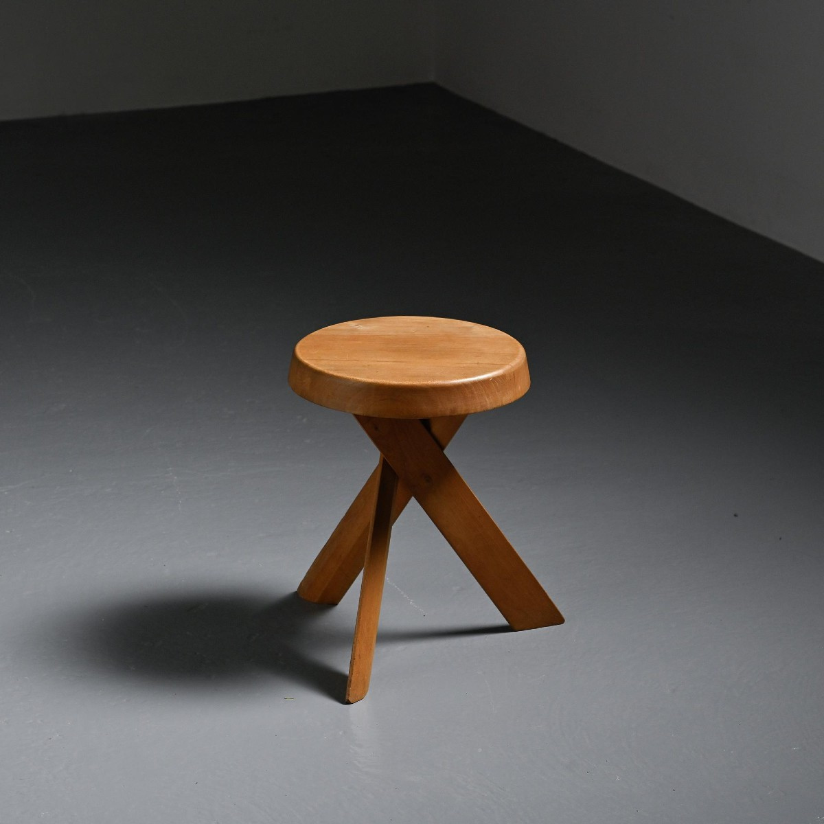 Original S31 Solid Elm Stool By Pierre Chapo, Circa 1980