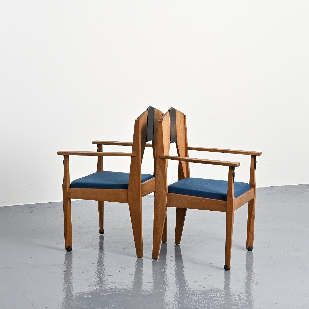 Paire de fauteuils Amsterdamse School en chêne par J.J. Zijfers, 1928 -photo-3