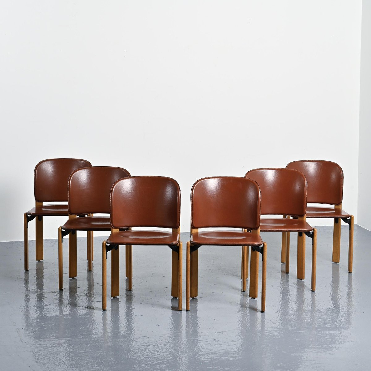 Suite de six chaises par Bruno Rey, Dietiker, Suisse, circa 1971 -photo-2