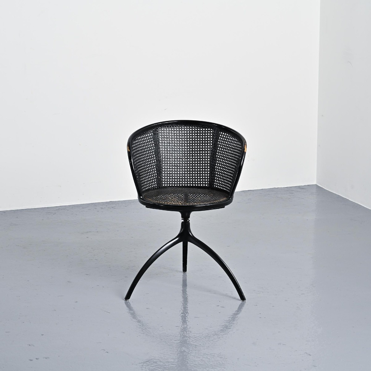 Fauteuil pivotant par Paolo Rizzatto, modèle 901 Young Lady, Alias, 1991 