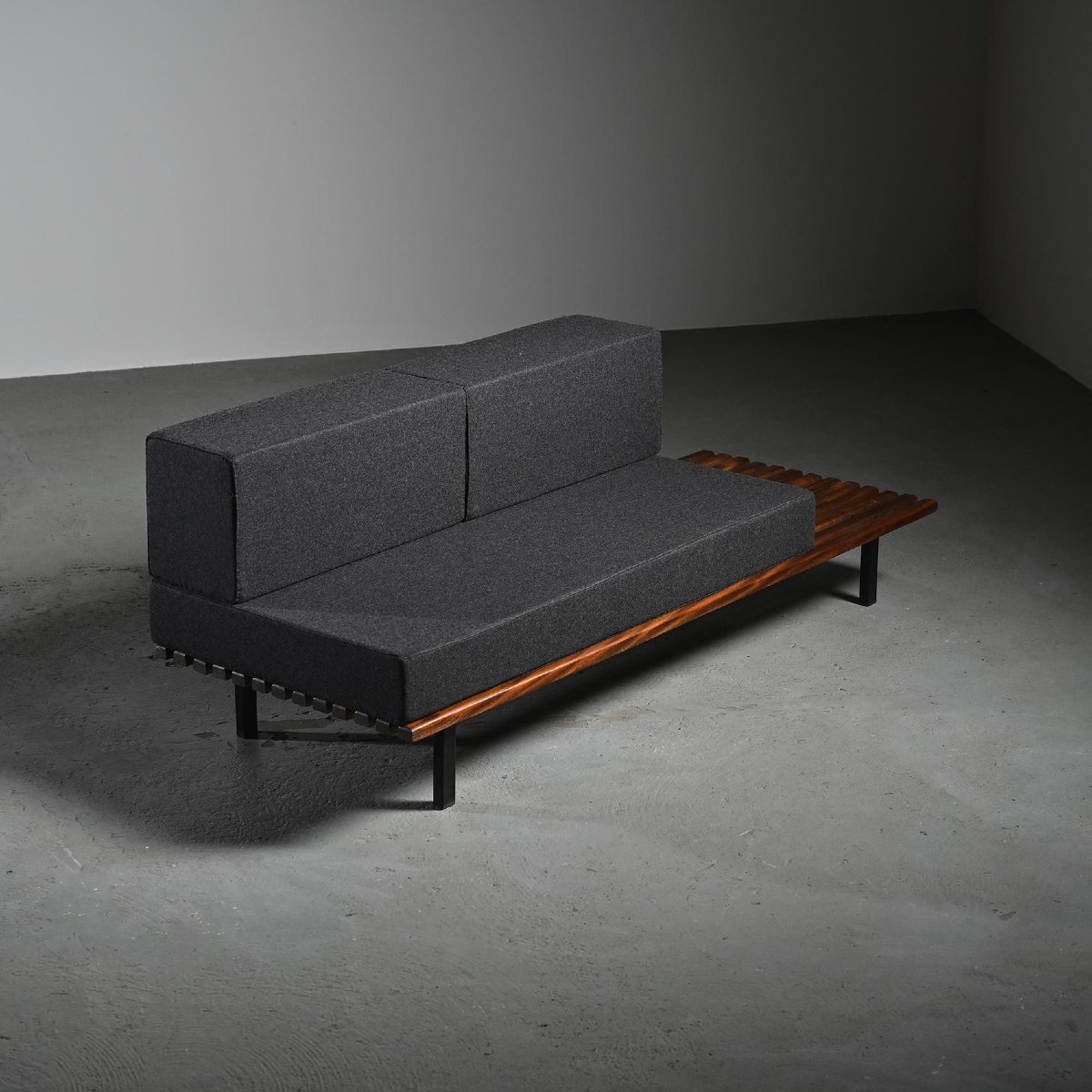 Charlotte Perriand Banquette Cansado en acajou, circa 1962-photo-2