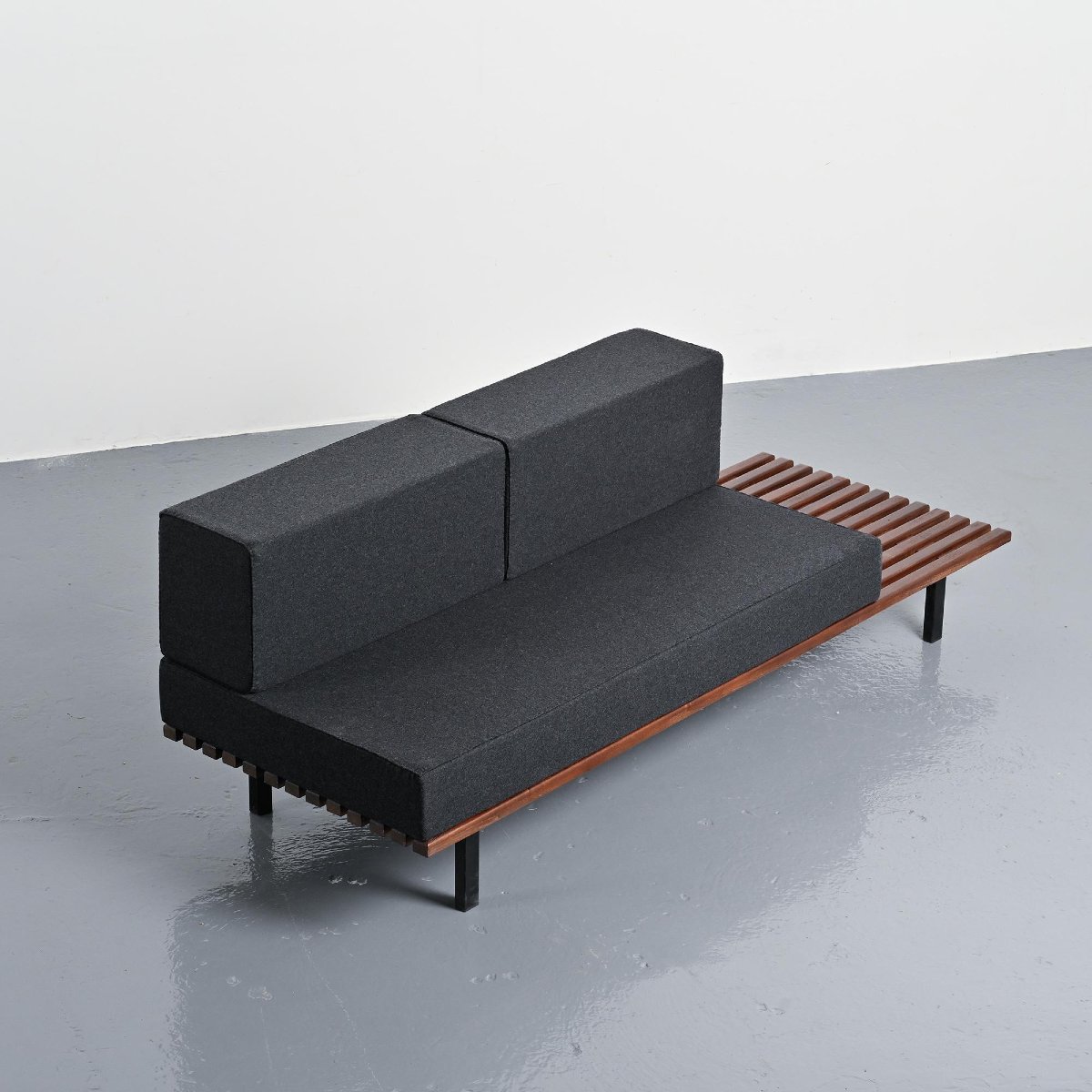 Charlotte Perriand Banquette Cansado en acajou, circa 1962-photo-4