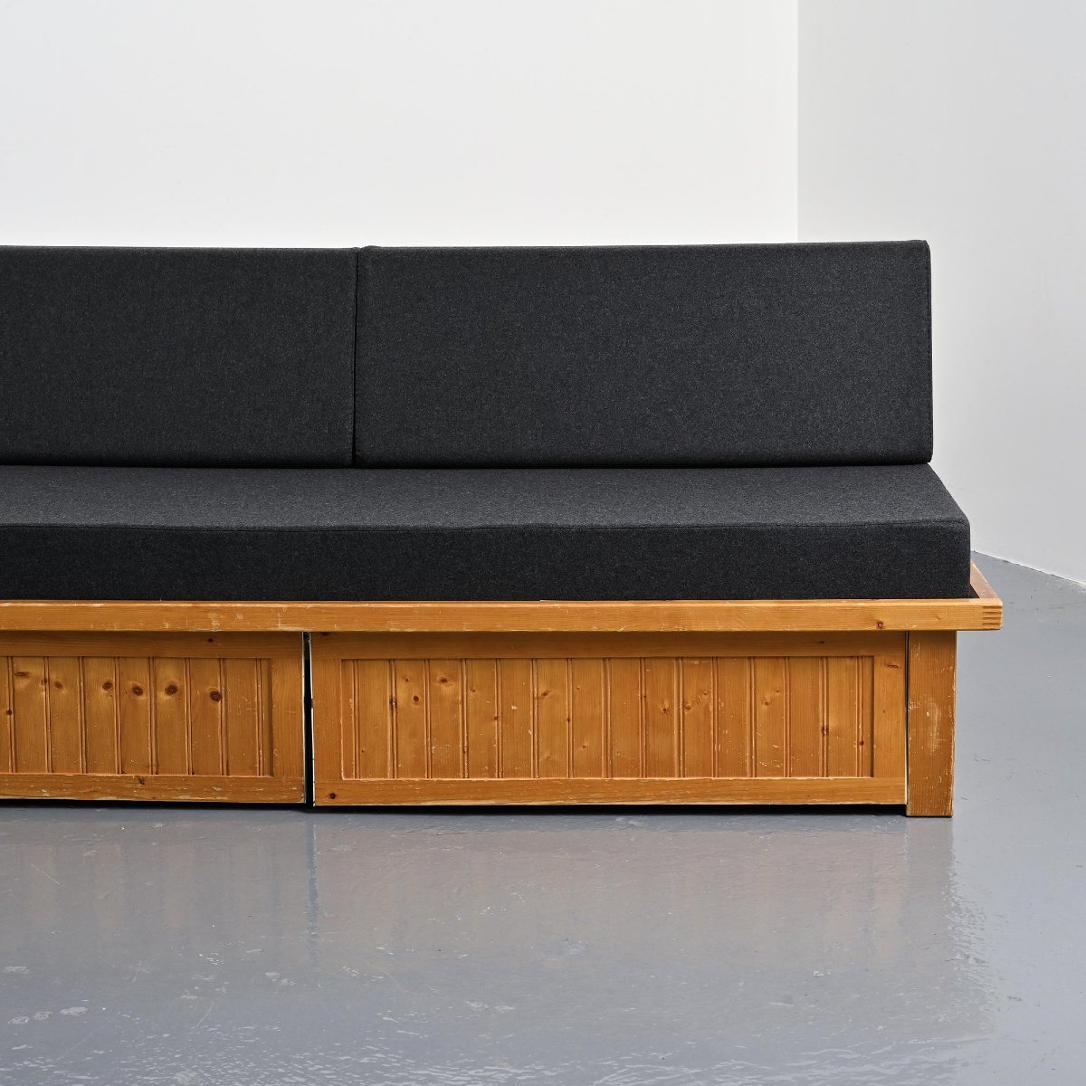 Charlotte Perriand,  Les Arcs Bench Circa 1975-photo-3