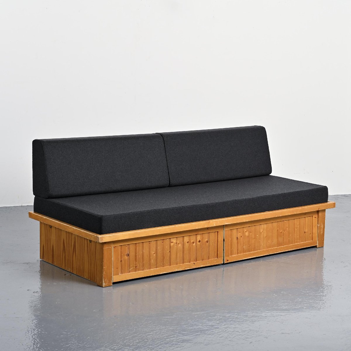 Charlotte Perriand,  Les Arcs Bench Circa 1975-photo-8