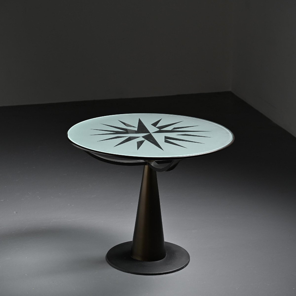 Table Astrolabio par Oscar Tusquets pour Aleph-Driade, Italie, vers 1980 