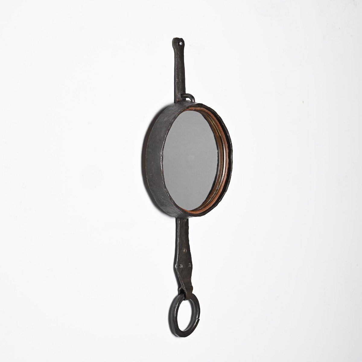 Miroir en fer martelé par Léopold Gest, France, circa 1970 -photo-6