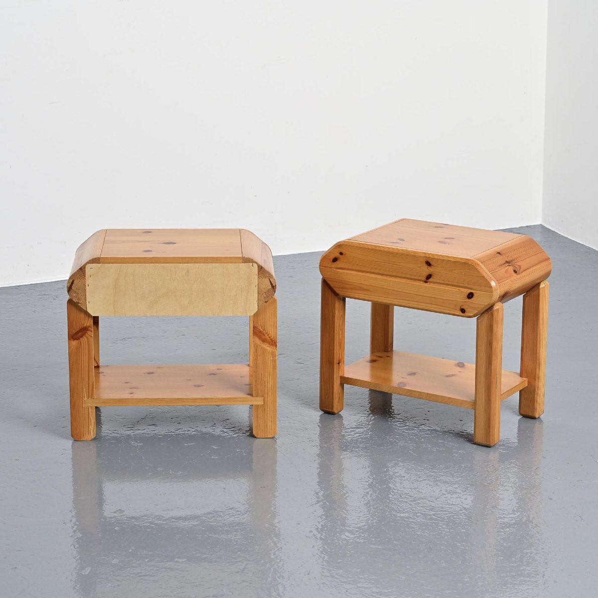 Paire de chevets en pin par Maison Regain, circa 1970 -photo-6