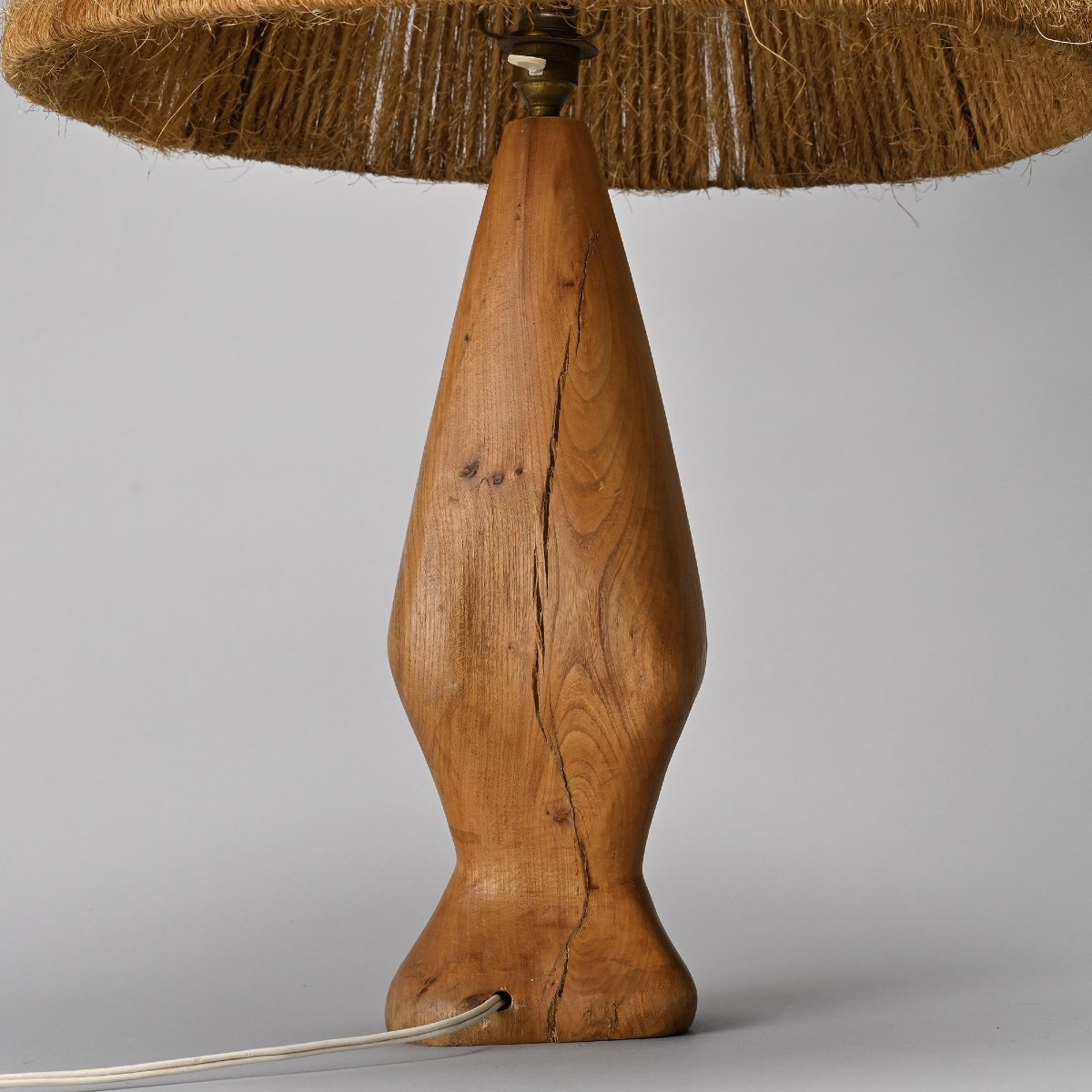 Lampe en bois tourné et fibre naturelle, France, circa 1960-photo-1