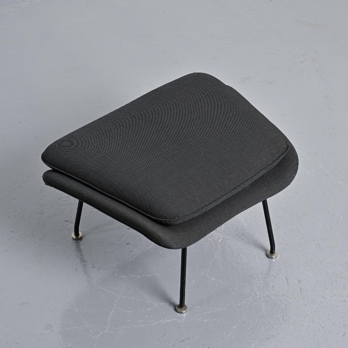 Womb Chair 2éme édition par Ero Saarinen, Knoll vers 1970 -photo-4