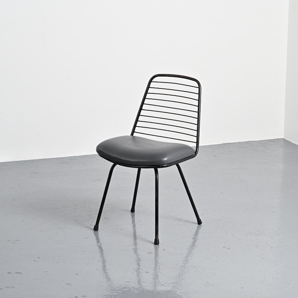 Suite de quatre chaises par Jean-Louis Bonnant, circa 1955-photo-2