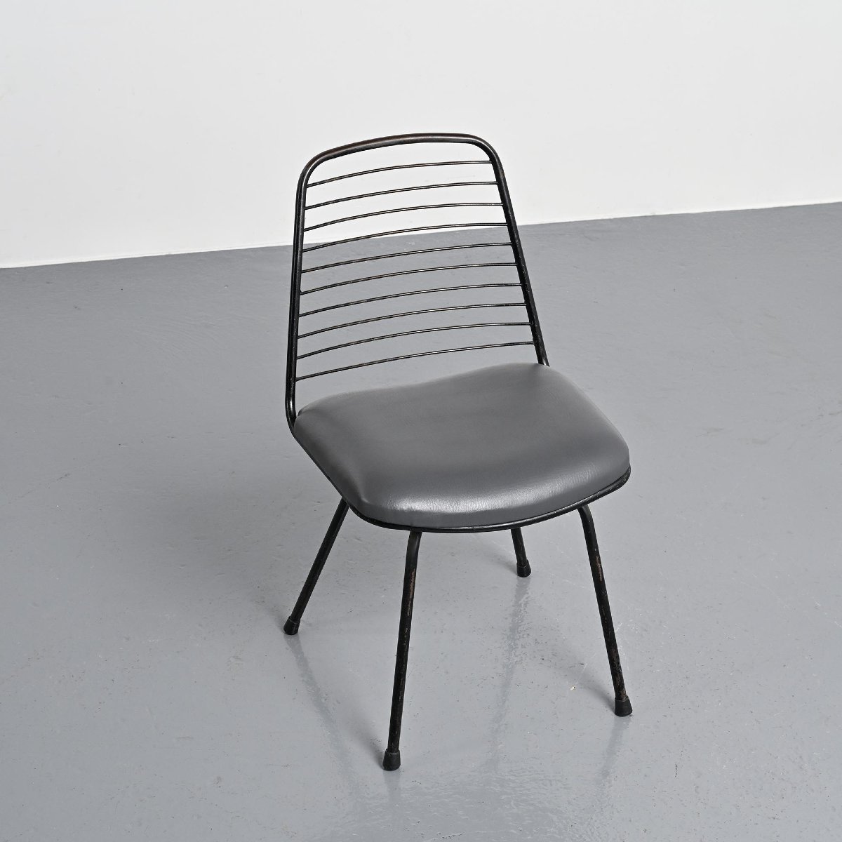 Suite de quatre chaises par Jean-Louis Bonnant, circa 1955-photo-3