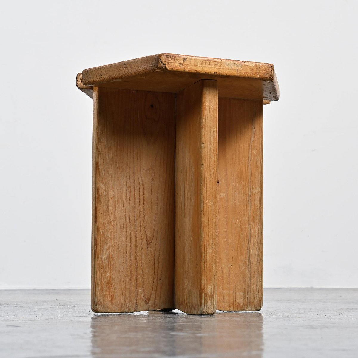 Tabouret par René Martin, Méribel Les Allues circa 1970-photo-3