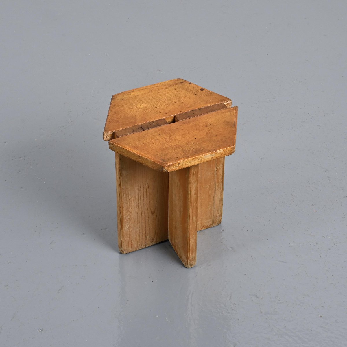 Tabouret par René Martin, Méribel Les Allues circa 1970-photo-5