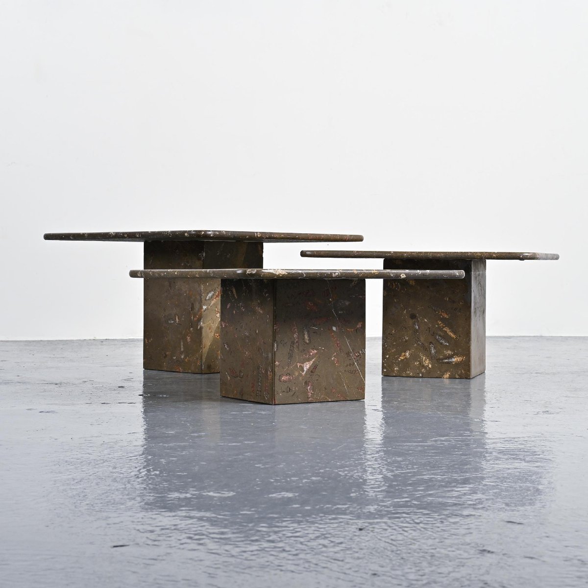 Set Of Three "fossile" Nesting Tables, Switzerland, Circa 1970 -photo-2