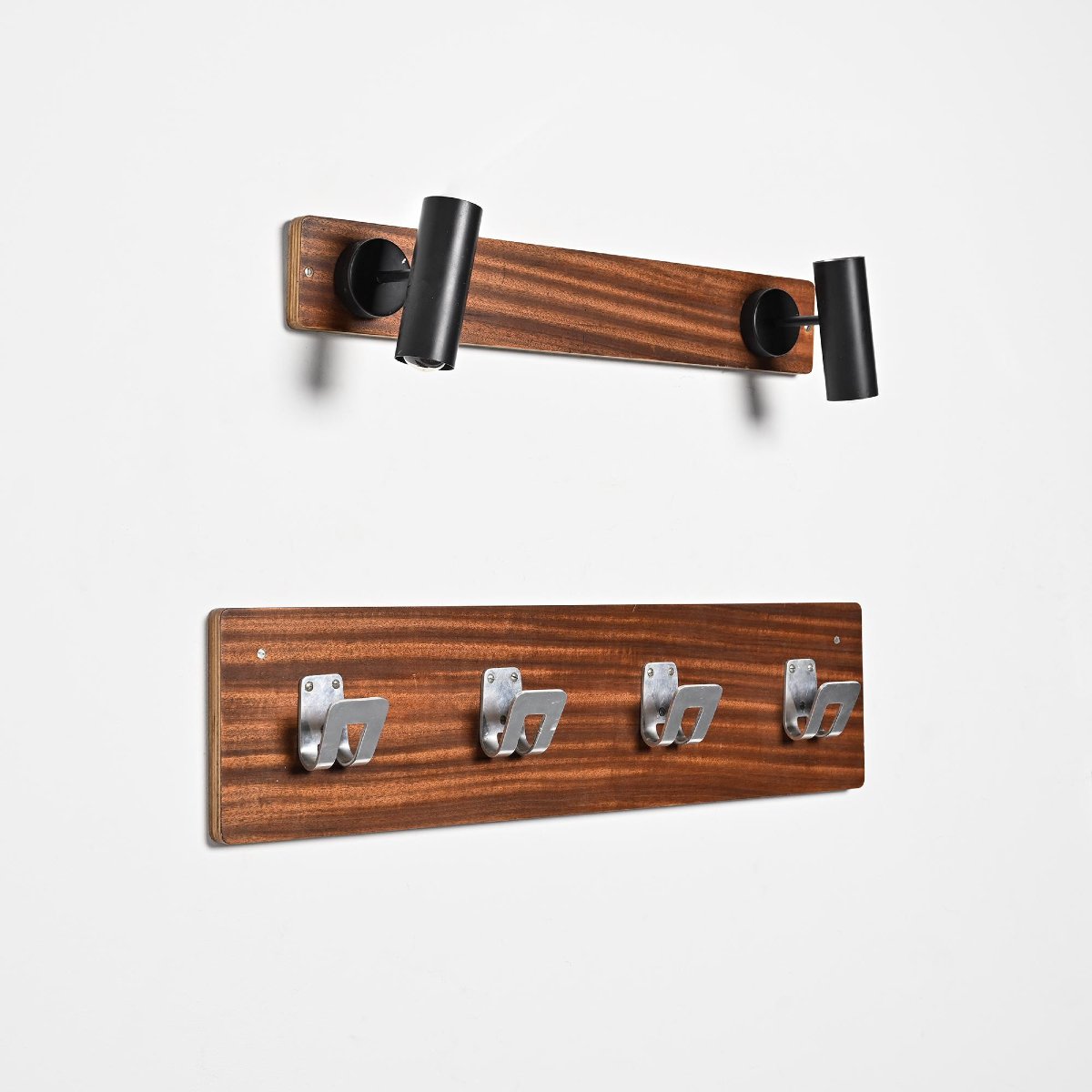 Pierre Guariche: Coat Rack And Lighting Fixtures For La Plagne, Circa 1968 -photo-6