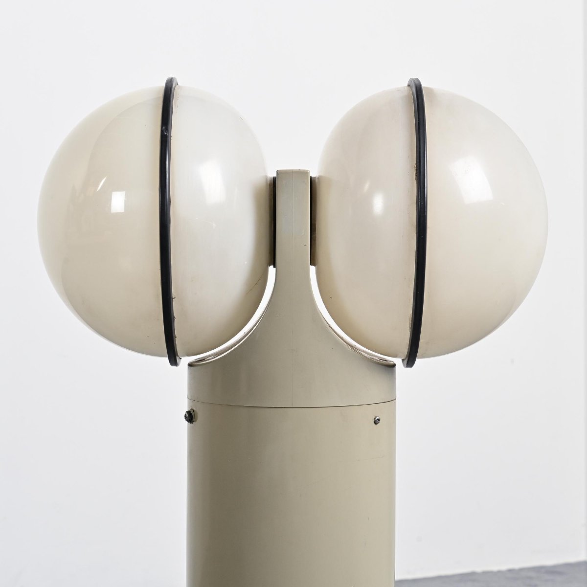 Lampadaire Totem 42035 par Gae Aulenti, Stilnovo, 1976 -photo-1