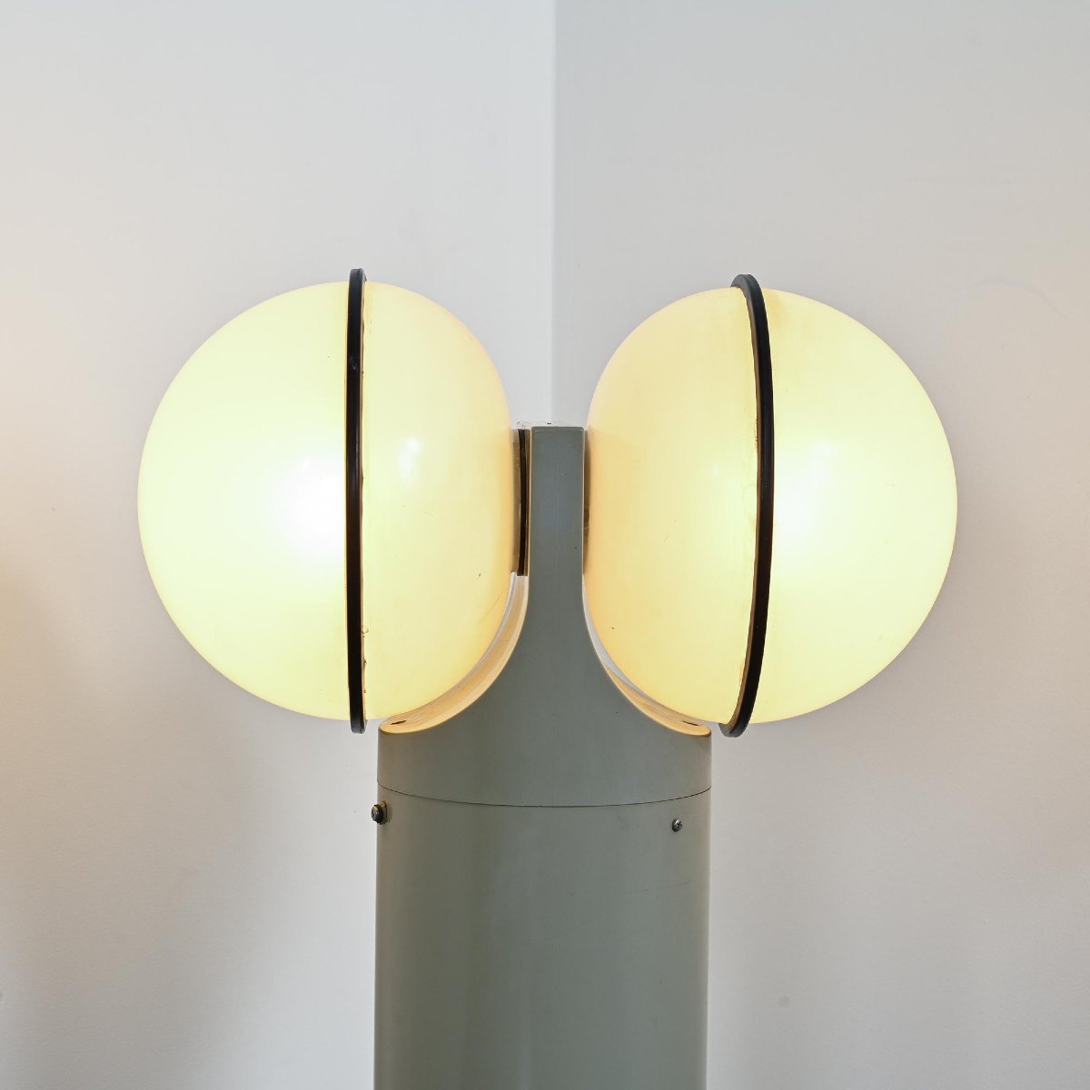 Lampadaire Totem 42035 par Gae Aulenti, Stilnovo, 1976 