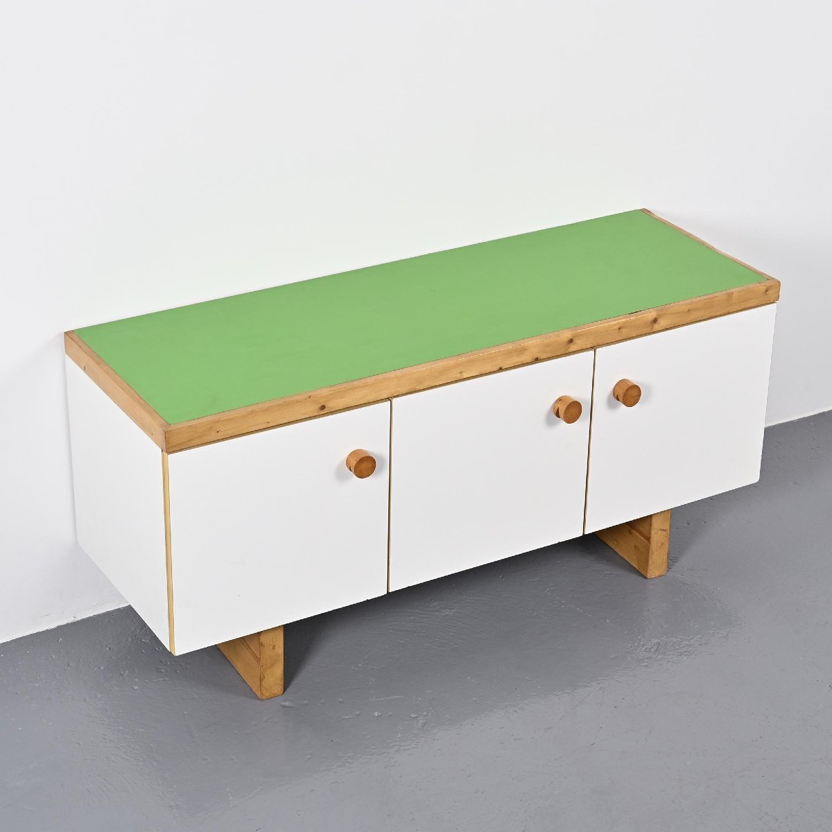 Charlotte Perriand bahut Les Arcs, 1973-1976