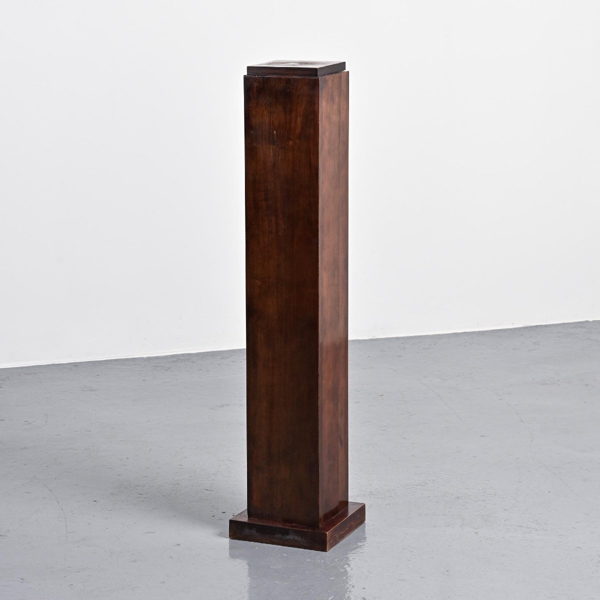 Colonne Art Déco en palissandre, France, circa 1930