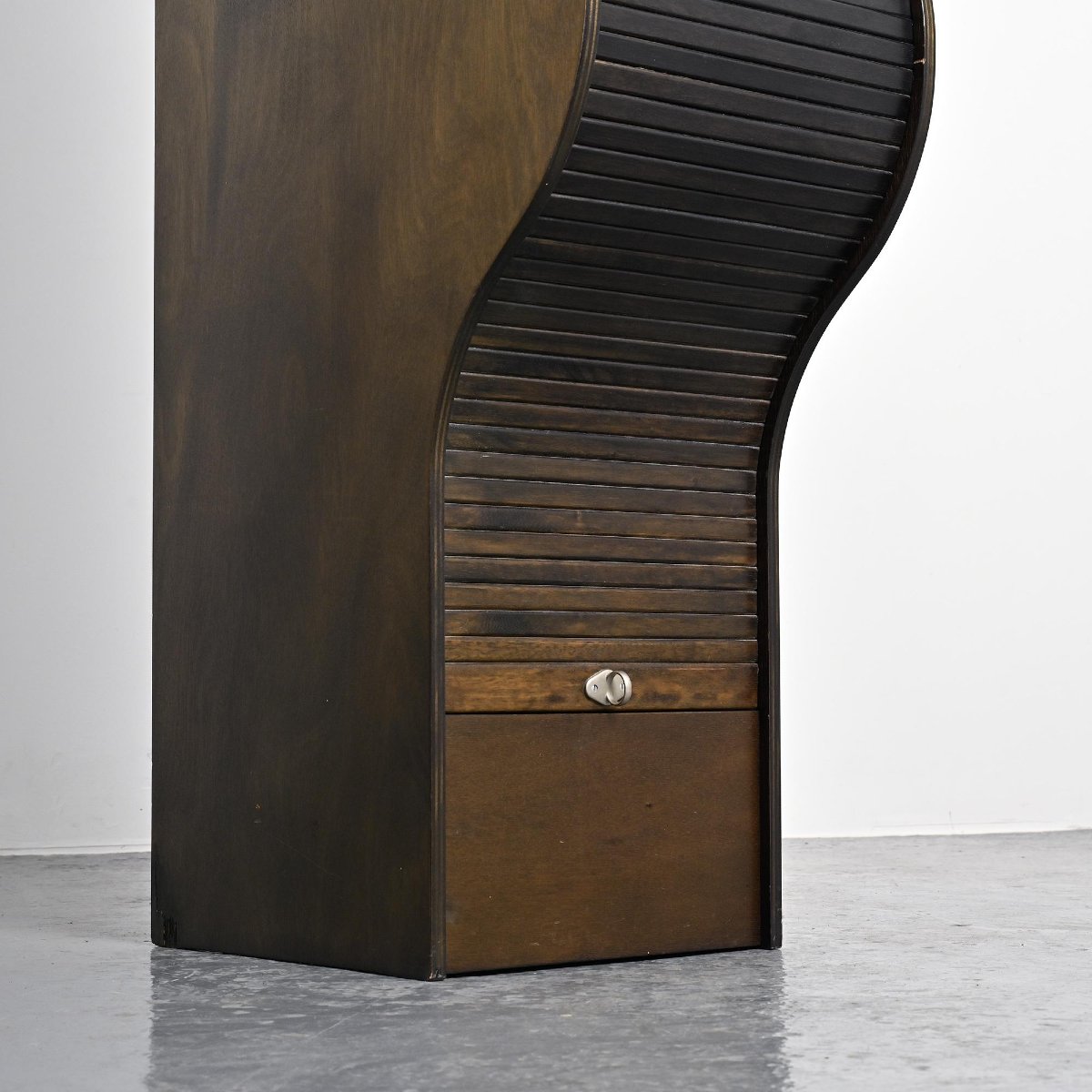 Model 5822 Roll-top Secretary By Klaus Vogt For Thut Möbel, Circa 1970 -photo-1
