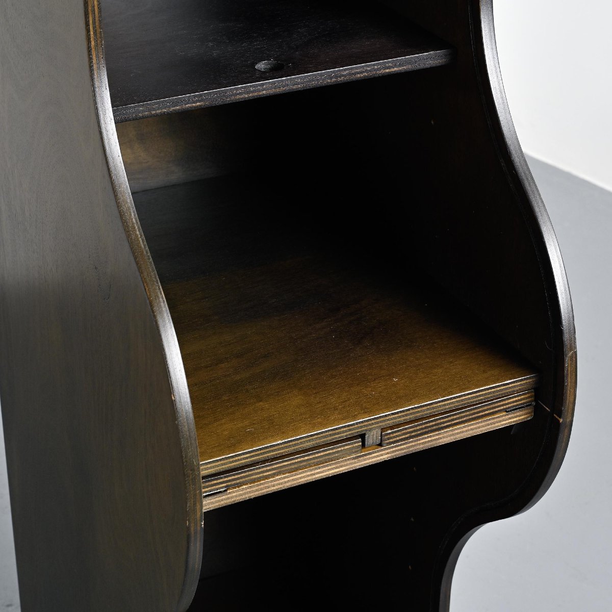Model 5822 Roll-top Secretary By Klaus Vogt For Thut Möbel, Circa 1970 -photo-5