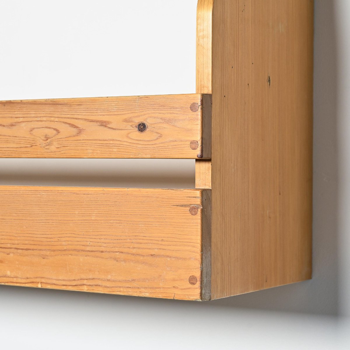 Pine Wall Shelf, Les Arcs 1800, Circa 1970 -photo-2
