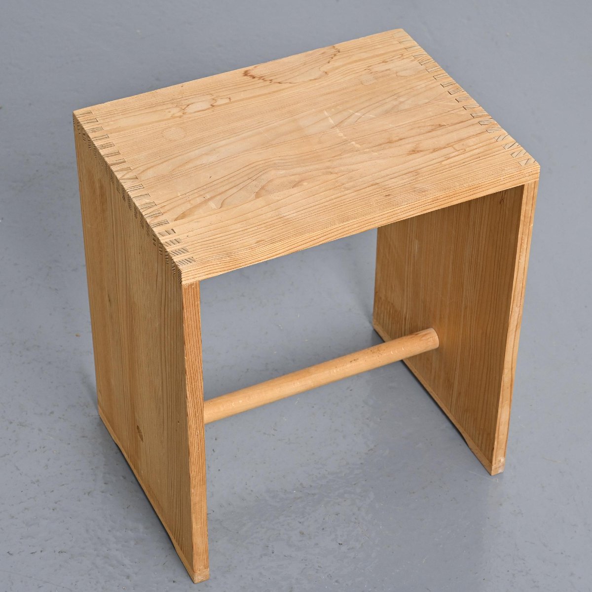  Signed Limited Edition Of The Ulm Stool By Max Bill, Wohnbedarf, 1992 -photo-1