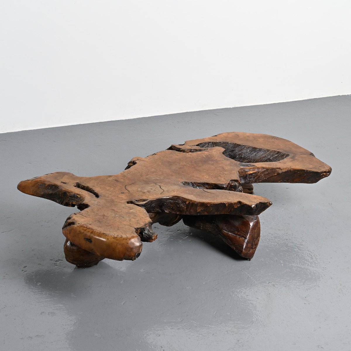 Brutalist Coffee Table Made Of Burl Elm, Circa 1960 -photo-2
