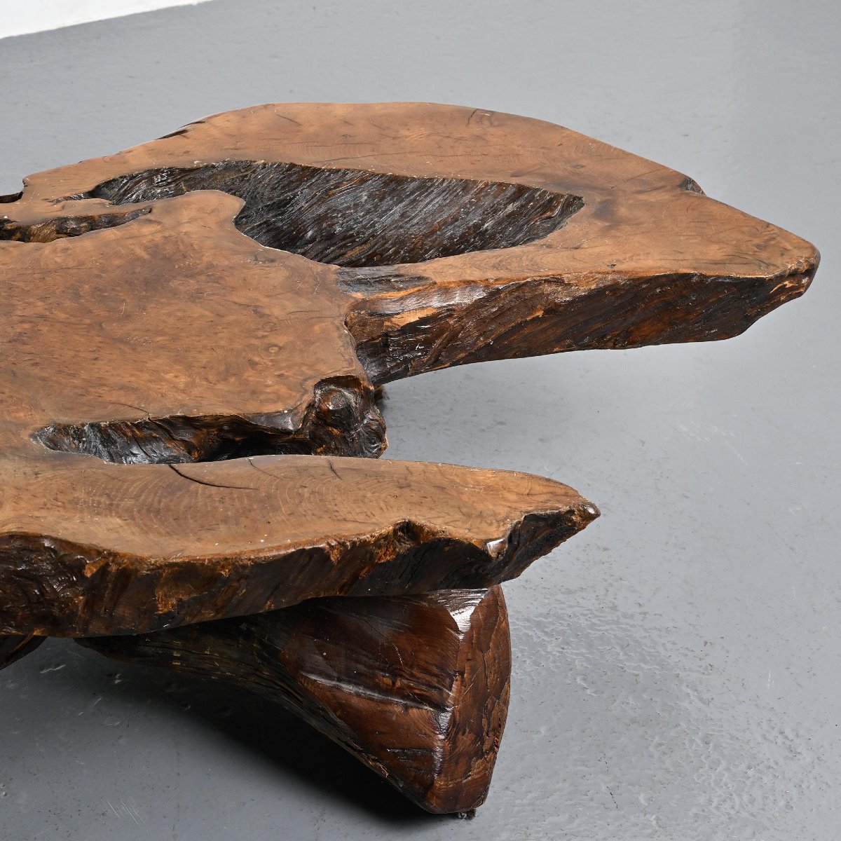 Brutalist Coffee Table Made Of Burl Elm, Circa 1960 -photo-6