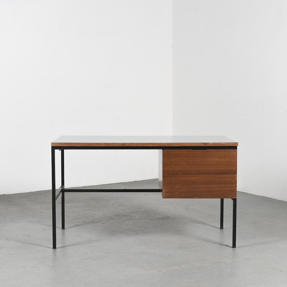  Bureau modèle 620, Pierre Guariche pour Minvielle, circa 1950-photo-2